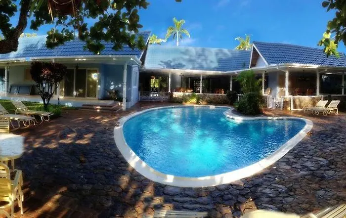 Seven Palms Homestay Runaway Bay